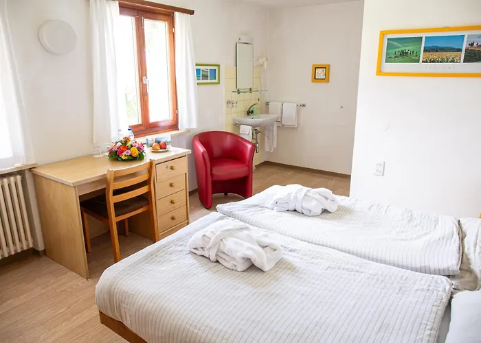 Parkhotel Emmaus - Casa Rustico Hotel 2*