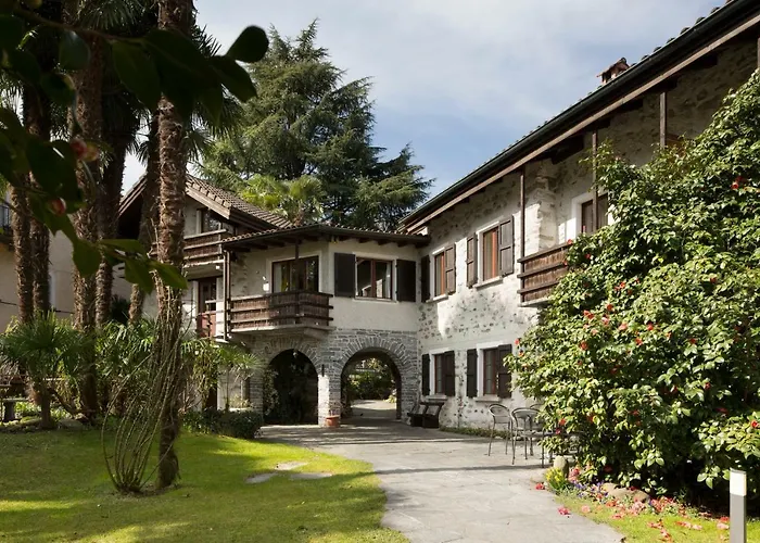 Parkhotel Emmaus - Casa Rustico 2* Ascona