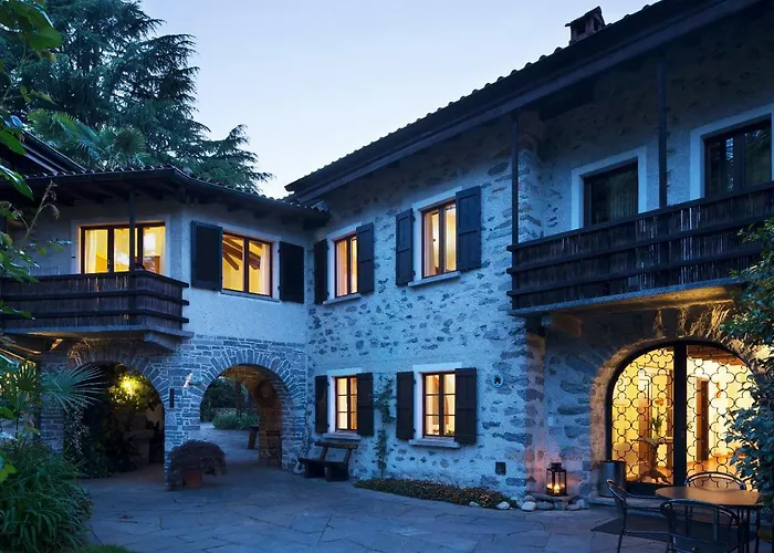 Szálloda Parkhotel Emmaus - Casa Rustico Ascona