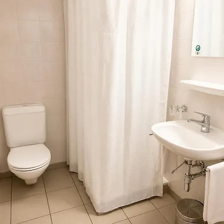 Parkhotel Emmaus - Casa Rustico فندق أسكونا